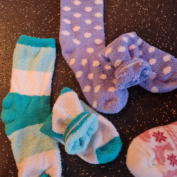 Fleece Socks - Ultra Plush 8 Pair EUC - Picture 5 of 10